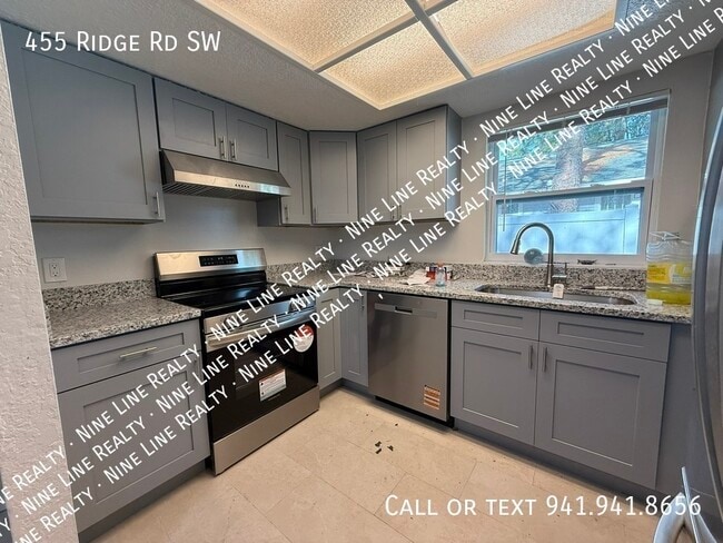 455 Ridge Rd SW in Largo, FL - Building Photo - Building Photo