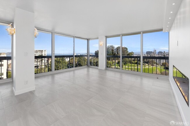 property at 2200 Sacramento St