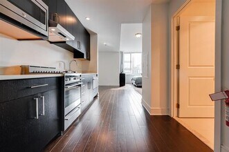 1100 Maxwell Ln in Hoboken, NJ - Building Photo - Building Photo