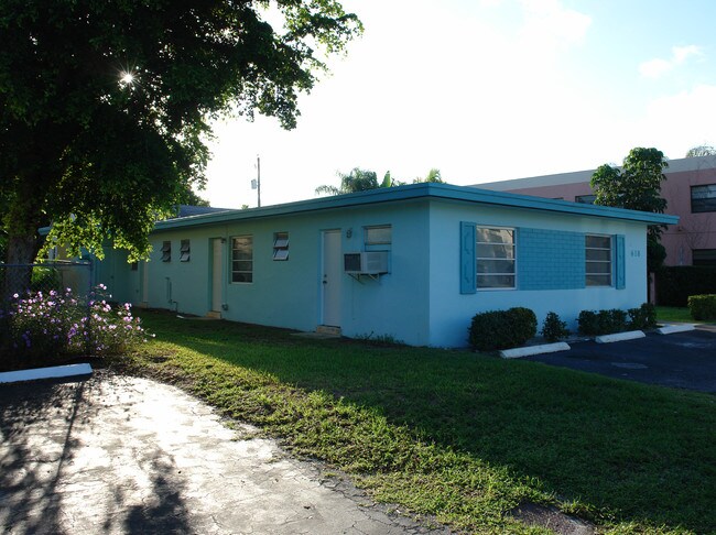 618 NE 14th Ave in Fort Lauderdale, FL - Building Photo - Building Photo