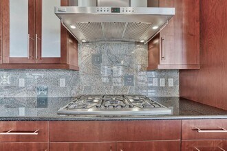 5455 Landmark Pl in Greenwood Village, CO - Foto de edificio - Building Photo