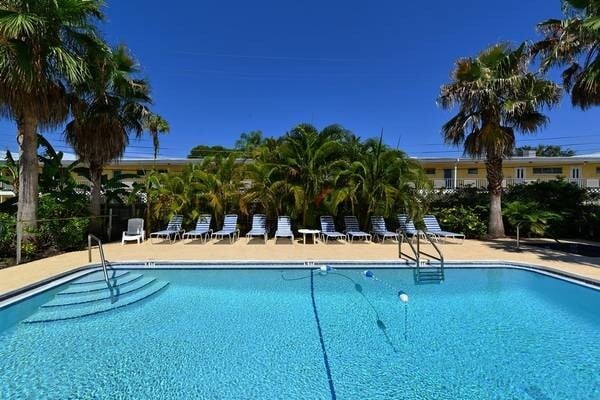 2121 Wood St, Unit SARASOTA CONDO in Sarasota, FL - Building Photo - Building Photo