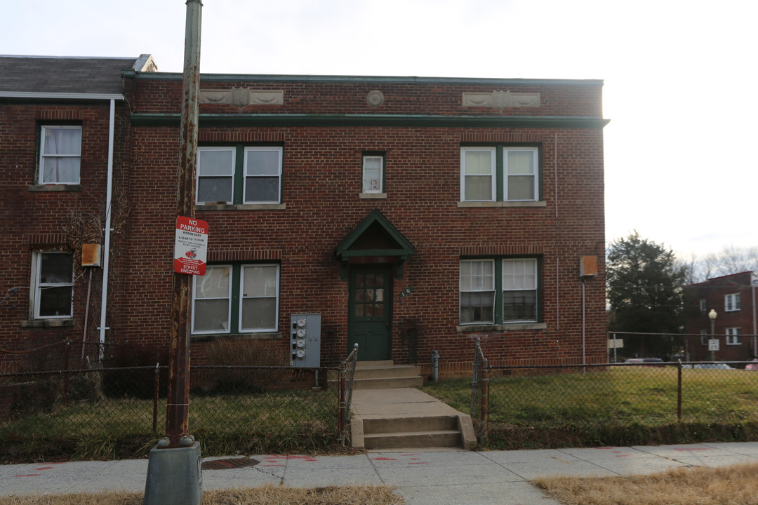 1401 Staples St NE in Washington, DC - Building Photo