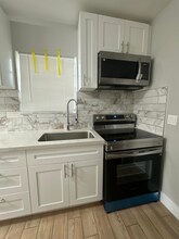 15 NW 31st Ave in Miami, FL - Building Photo - Building Photo