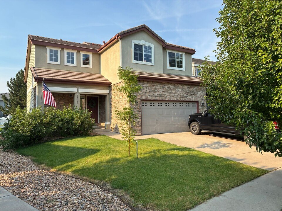 1234 S Fultondale Cir in Aurora, CO - Building Photo