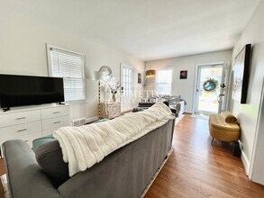 1132 W Northwood St in Greensboro, NC - Building Photo - Building Photo