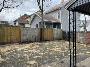 315 10th St, Unit 1st Fl. in Altoona, PA - Building Photo - Building Photo