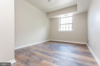 3218 Valley Dr in West Chester, PA - Building Photo - Building Photo