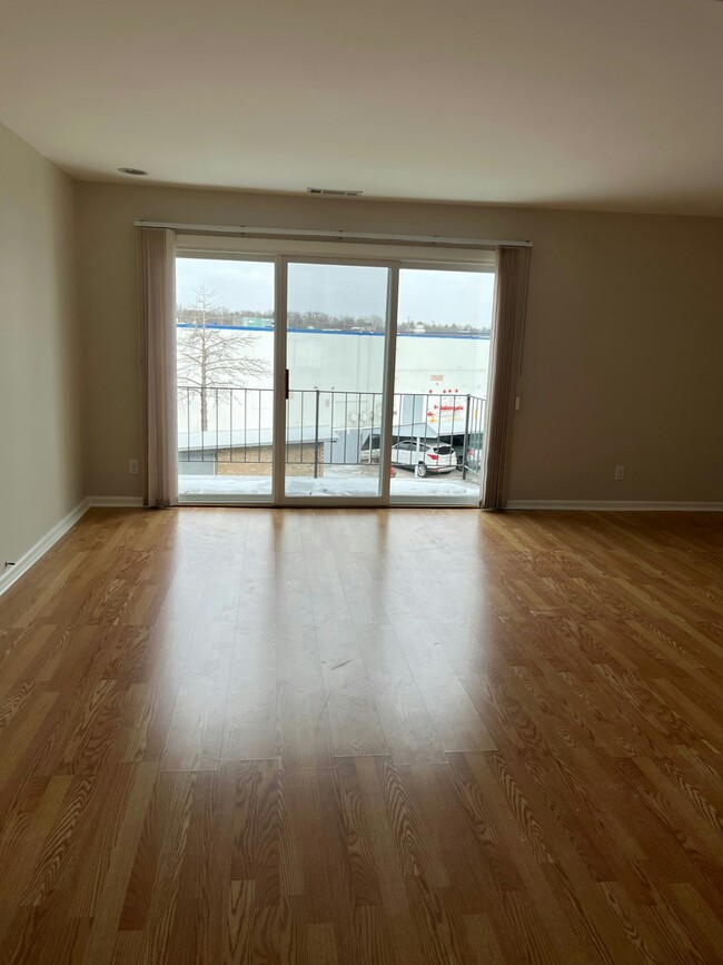 201 Provincial Ct in Saginaw, MI - Building Photo - Building Photo