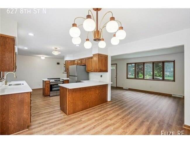 property at 627 8th St N