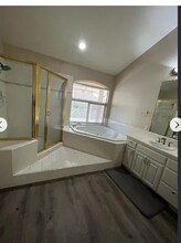 5500 Granite Falls Way in Granite Bay, CA - Building Photo - Building Photo