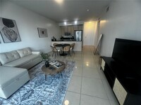 1111 SW 1st Ave, Unit # 1621-N in Miami, FL - Foto de edificio - Building Photo