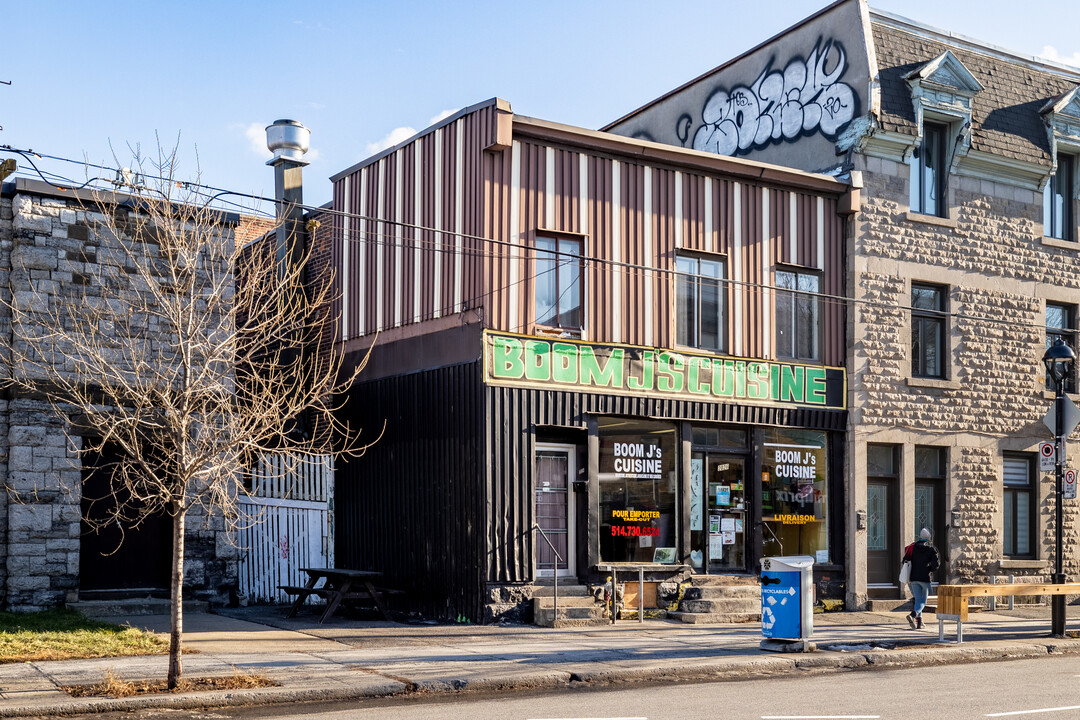 2024-2026 Wellington Rue in Montréal, QC - Building Photo