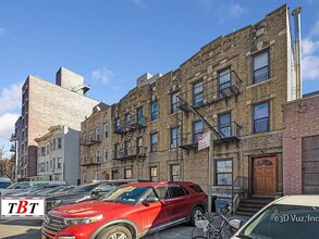 190 Lawrence Ave in Brooklyn, NY - Building Photo - Primary Photo