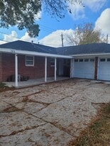 1212 Rebecca Dr in Pasadena, TX - Building Photo