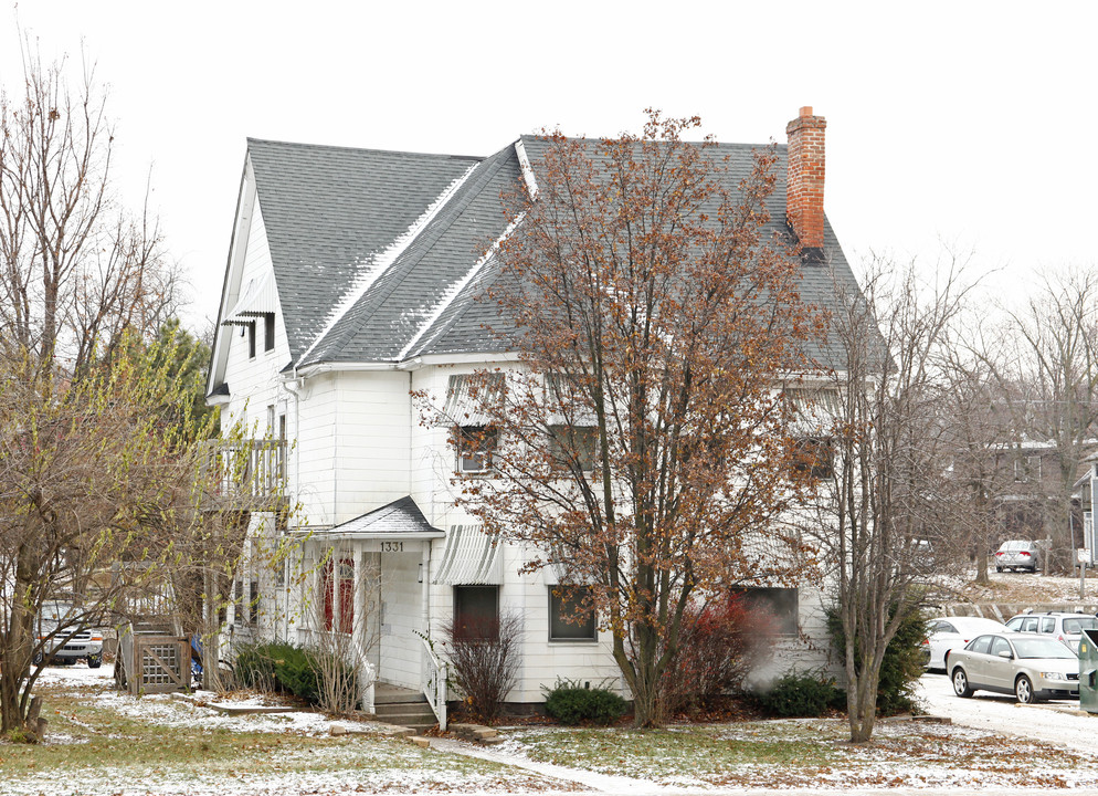 Orchard House in Ann Arbor, MI - Foto de edificio