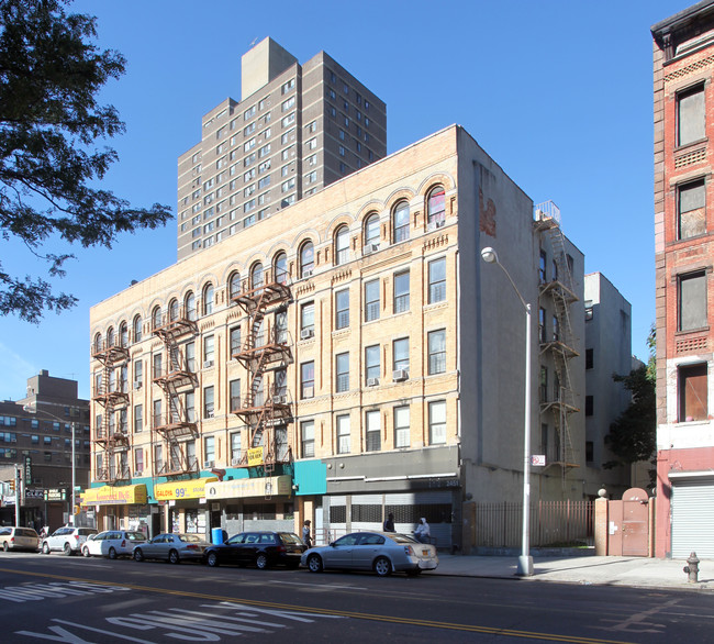 2445-2451 Frederick Douglass Blvd in New York, NY - Building Photo - Building Photo