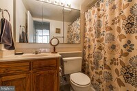 2018 Walnut St photo'