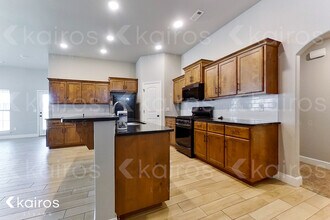 6010 NW Meade St in Bentonville, AR - Building Photo - Building Photo