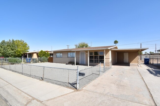 2016 E 24th Pl in Yuma, AZ - Building Photo - Building Photo