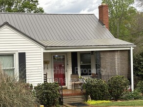 102 W Decatur St in Greenville, SC - Building Photo - Building Photo