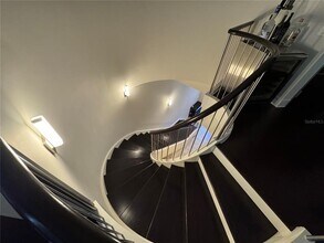 239 Cosmopolitan Ct in Sarasota, FL - Building Photo - Building Photo