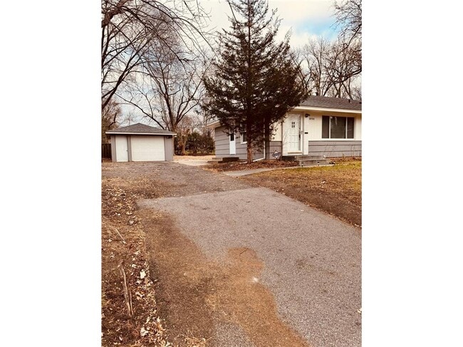 10701 Vincent Ave S in Bloomington, MN - Building Photo - Building Photo