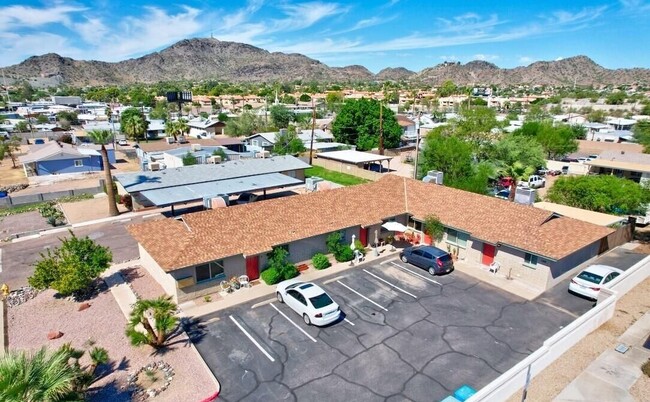 1420 E Brown in Phoenix, AZ - Building Photo - Building Photo