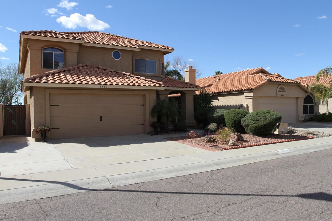 18882 N 77th Ave in Glendale, AZ - Foto de edificio