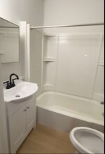 205 13th St in Watervliet, NY - Foto de edificio - Building Photo