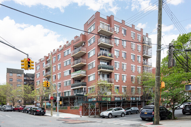 31-01-31-07 137th St in Flushing, NY - Building Photo - Building Photo