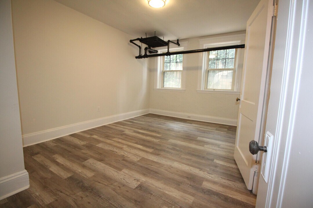 3 Crawford St, Unit 3-B in Cambridge, MA - Building Photo