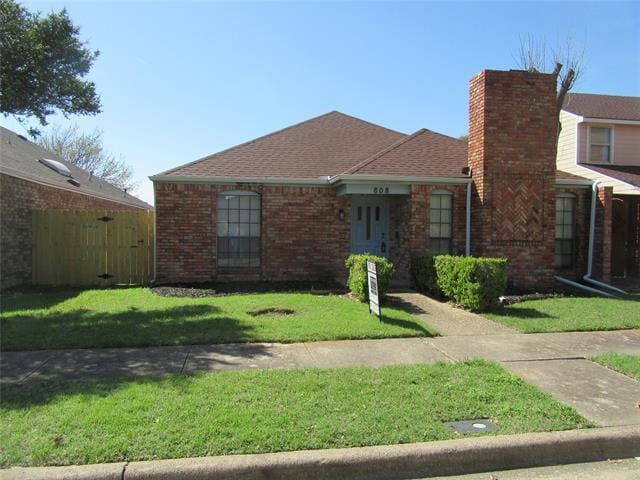 property at 808 Woodway Ln