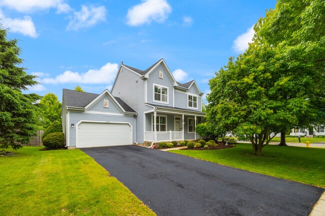 property at 2805 Overbeck Ln