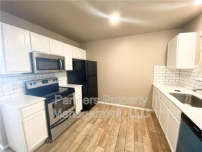 1530 N Addington Ave in Fayetteville, AR - Building Photo - Building Photo
