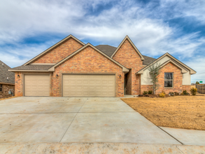 4217 Carmina Dr in Edmond, OK - Building Photo - Building Photo