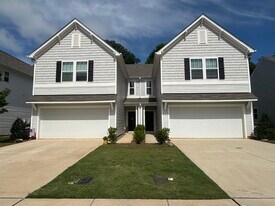 113 Lorcan Ln in Statesville, NC - Building Photo