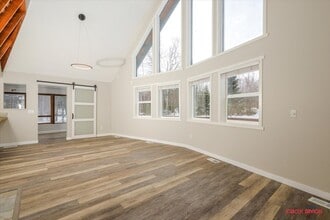 1960 E Porcupine Trail in Wasilla, AK - Building Photo - Building Photo