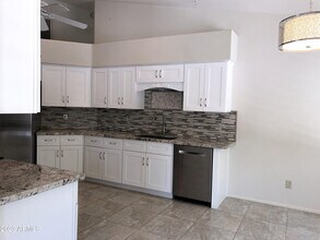 19010 N 90th Way in Scottsdale, AZ - Building Photo - Building Photo