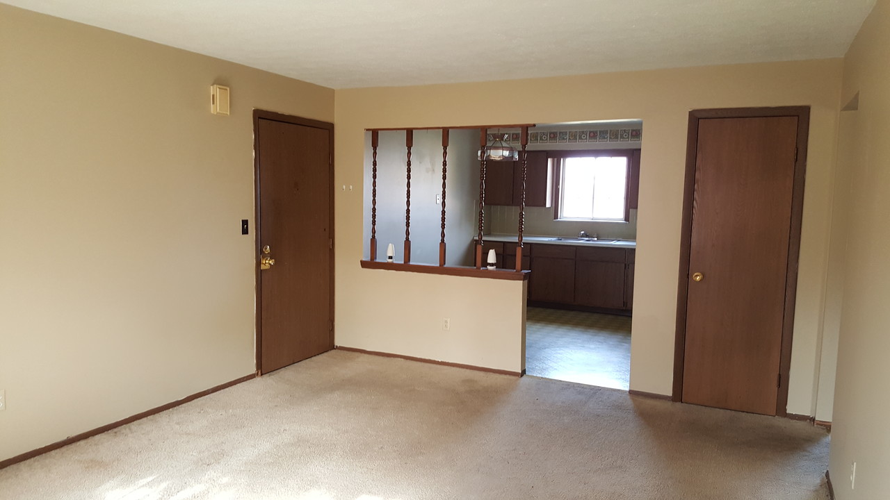 174 Washington Blvd in Youngstown, OH - Building Photo