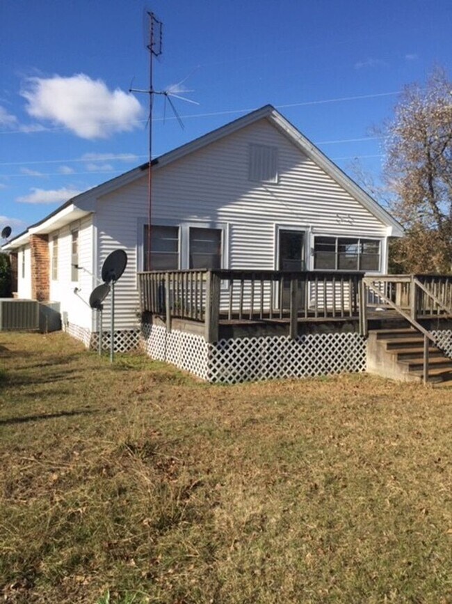 5110 N Mt Zion Rd in Honoraville, AL - Building Photo - Building Photo