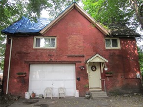 134 Best St in Buffalo, NY - Building Photo - Other