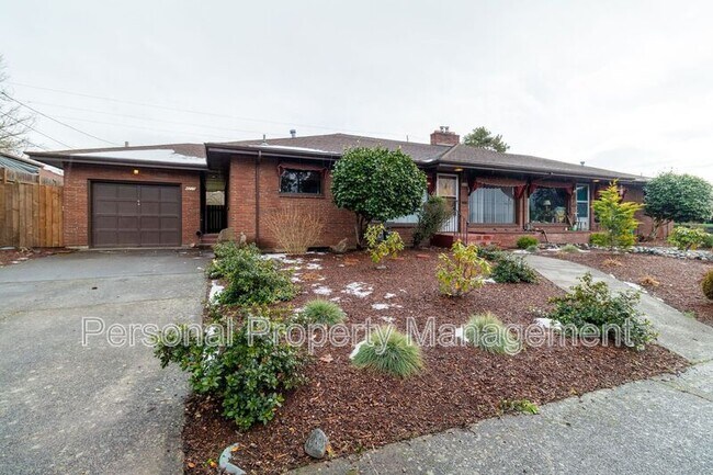 property at 4215 NW Lavina St