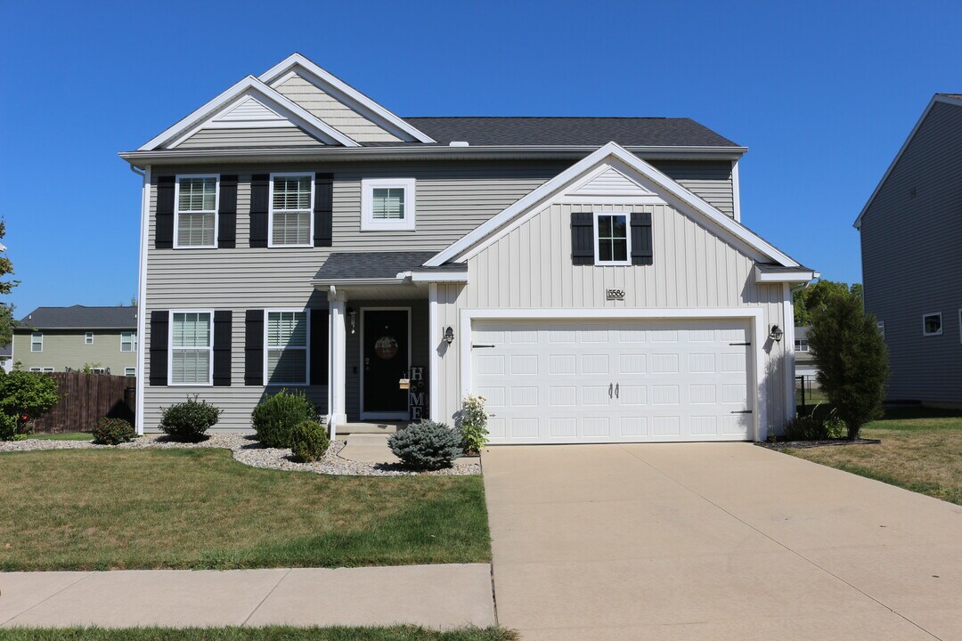 3586 Fernwood Ln in Mason, MI - Building Photo
