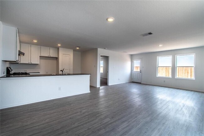 2302 Medusa Dr in Portland, TX - Building Photo - Building Photo