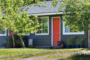 510 Linder St, Unit 520 Linder St in Friday Harbor, WA - Foto de edificio - Building Photo