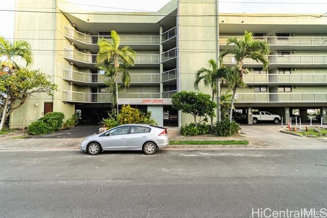 property at 68-121-121 Au St