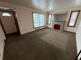 9401 Park Heights Ave in Garfield Heights, OH - Building Photo