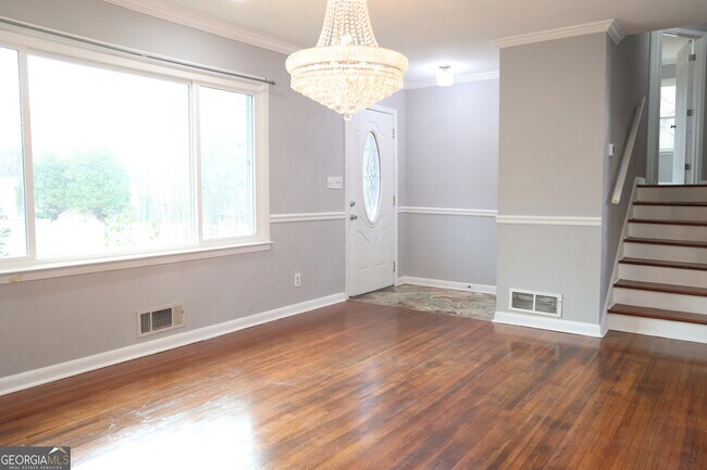 2657 Crestdale Cir SE in Atlanta, GA - Building Photo - Building Photo