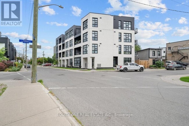 property at 101-101 Pinhey St
